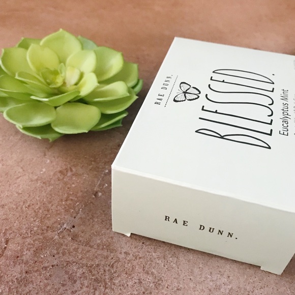 Rae Dunn Blessed Eucalyptus Mint Hand&Body Soap - Picture 4 of 4